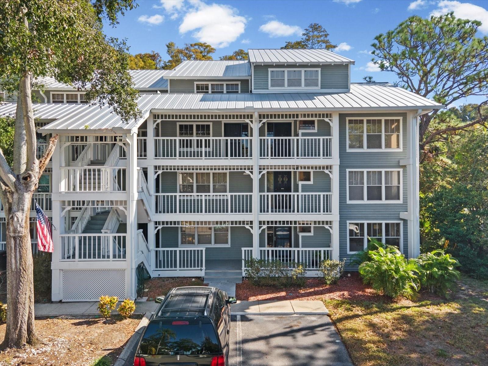 Photo of Listing #W7880715