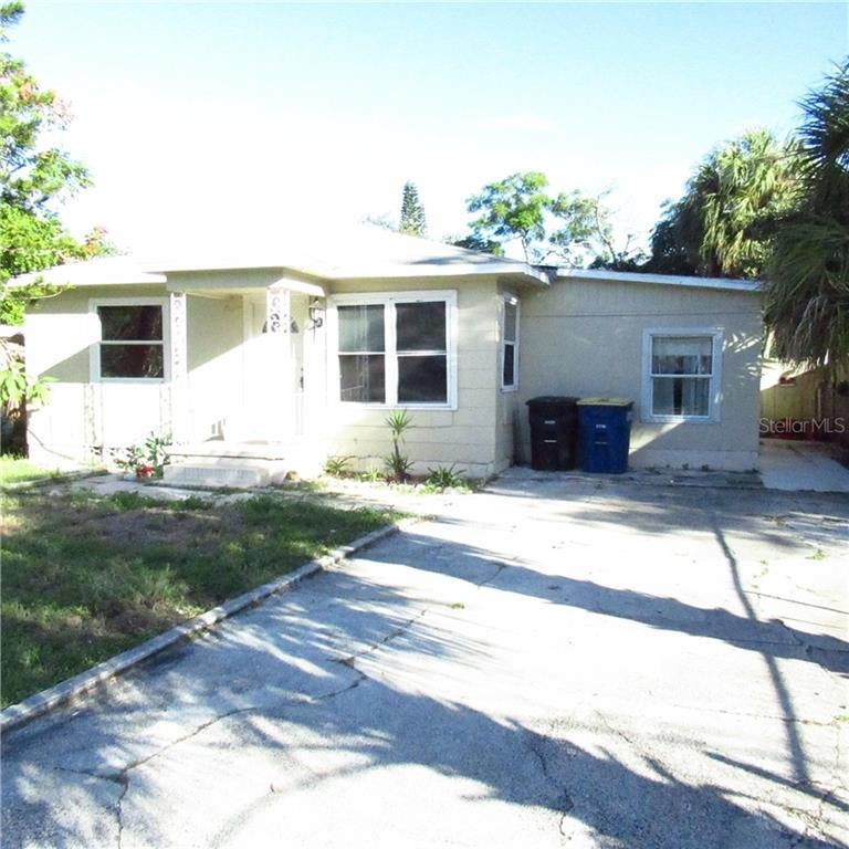 Photo of Listing #U8102252