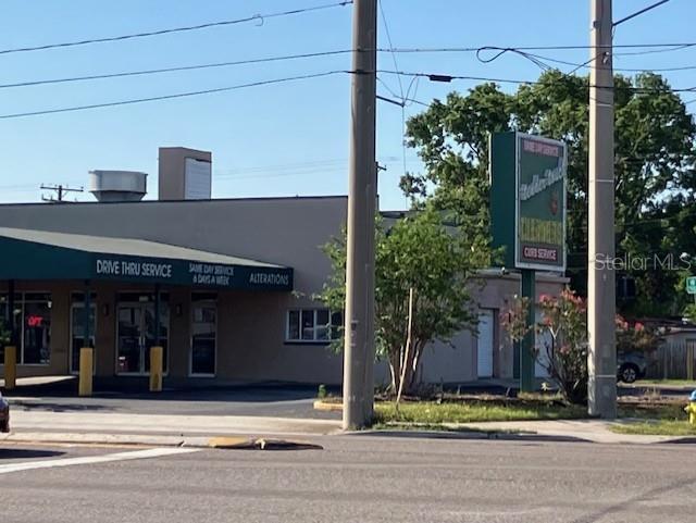 7756 West Hillsborough Avenue, TAMPA