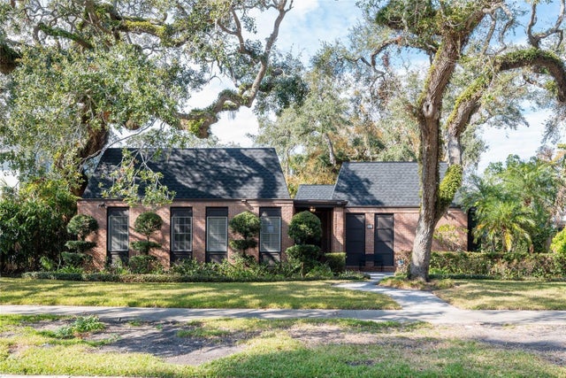 807 Grove Park Avenue, TAMPA