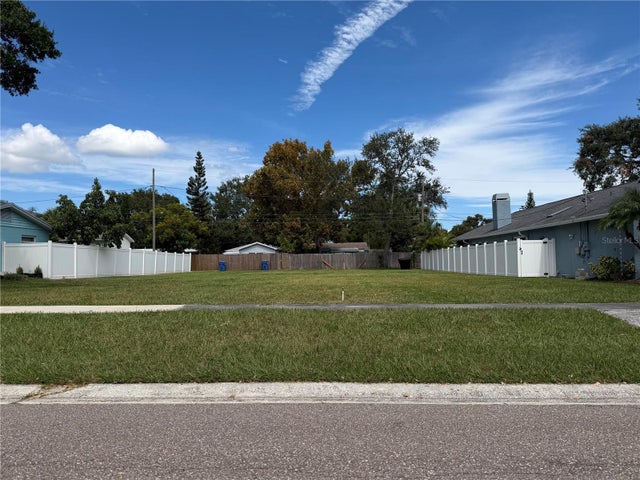 845 43rd Avenue N, ST PETERSBURG