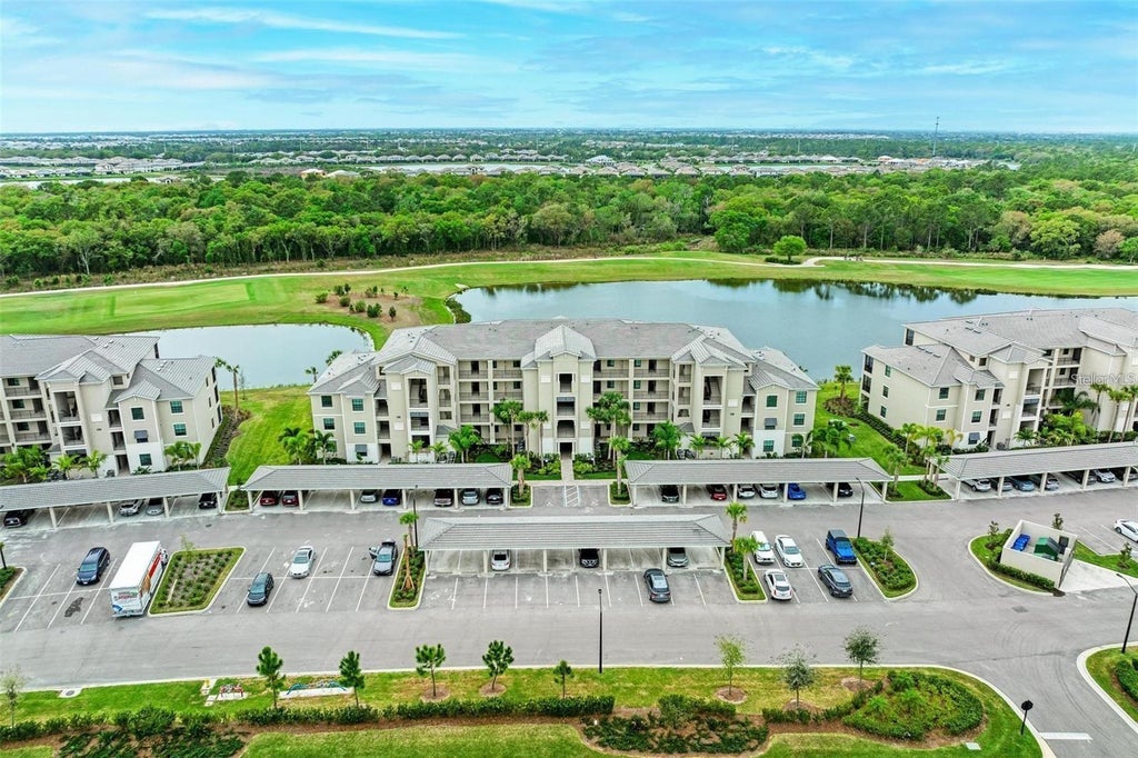 17810 Gawthrop Drive 204, LAKEWOOD RANCH Property Listing MLS® A4605711