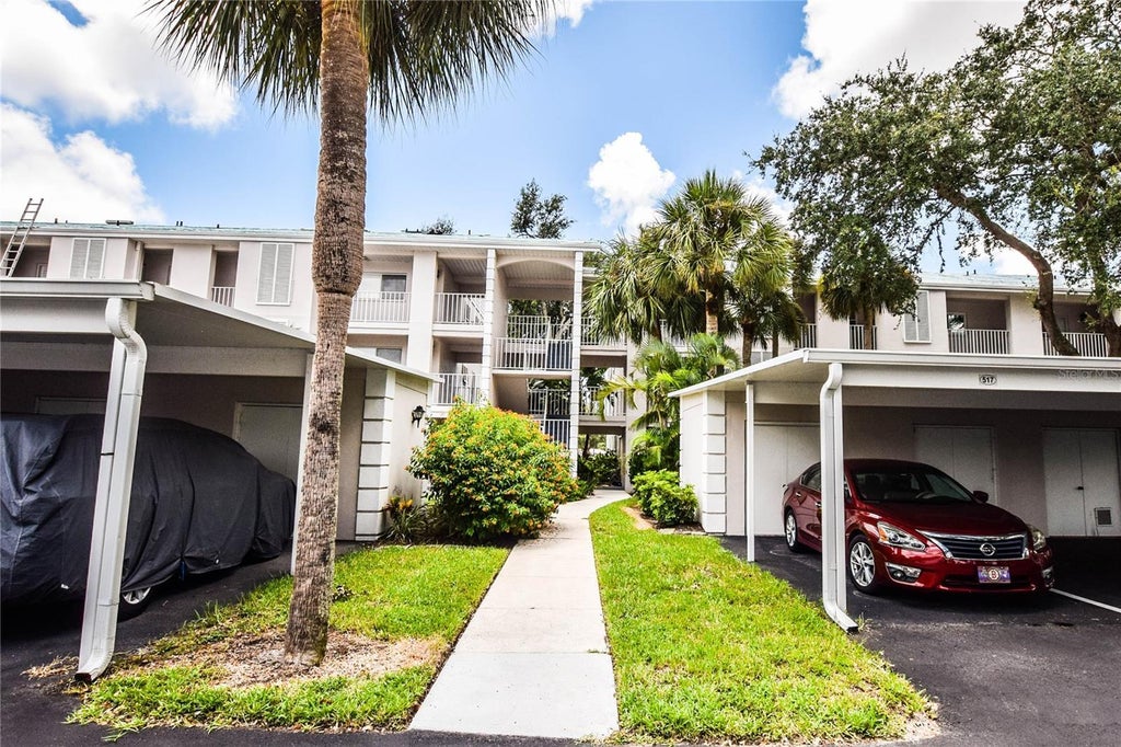 437 Cerromar Lane 424, VENICE Property Listing MLS® A4613125