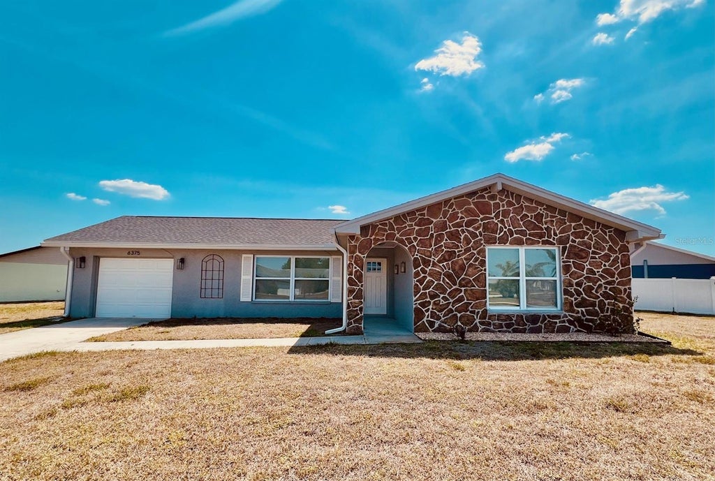 6375 Coniston Street PORT CHARLOTTE - Mfrd6141598 1 1b80d5ca0b05190faabe47e0db4cd2d0 L