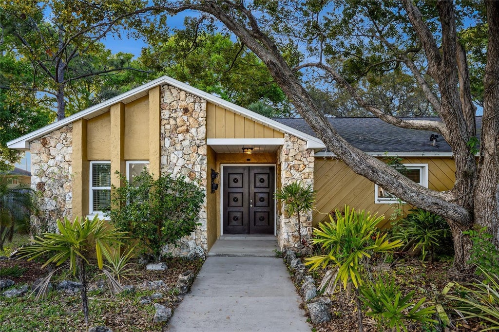 1690 Gladiolas Drive, WINTER PARK Property Listing MLS® O6186883