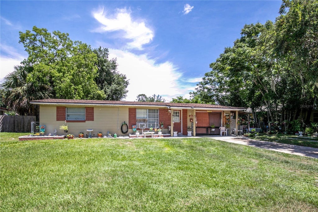 1206 Orange Avenue, TAVARES Property Listing MLS® O6209046