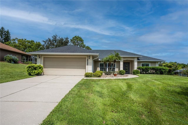 11841 Grand Hills Boulevard, CLERMONT