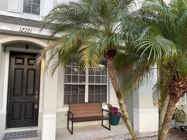 12721 Sunland Court, TAMPA