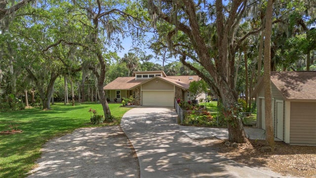 405 East Hall Road, MERRITT ISLAND