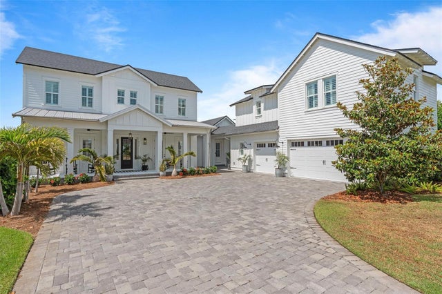 907 Celadon Street, WINTER GARDEN