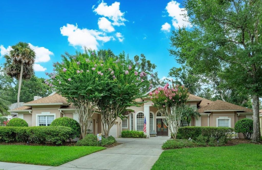 5437 Maple Ridge Court, SANFORD Property Listing: MLS® #O6329153