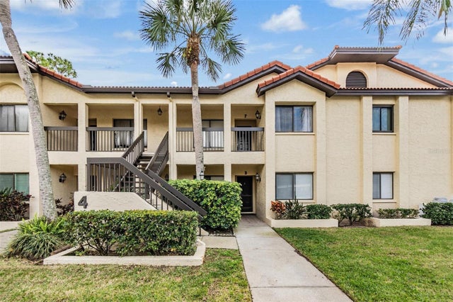 1801 East Lake Road 4f, PALM HARBOR