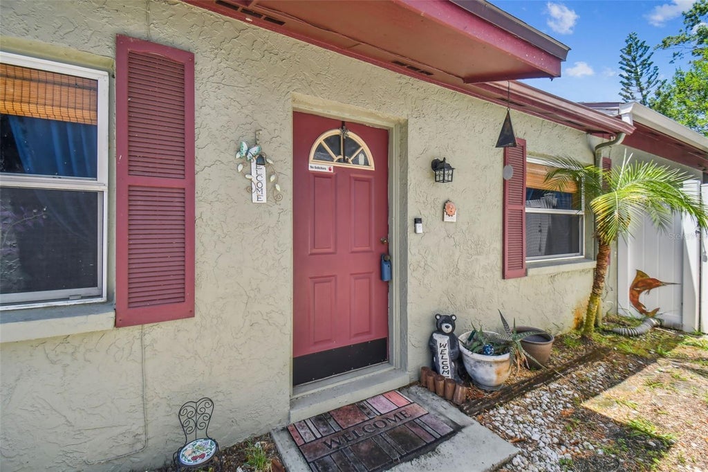 4401 Venice Drive, LAND O LAKES Property Listing MLS® T3533363