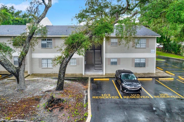 14468 Reuter Strasse Circle 503, TAMPA