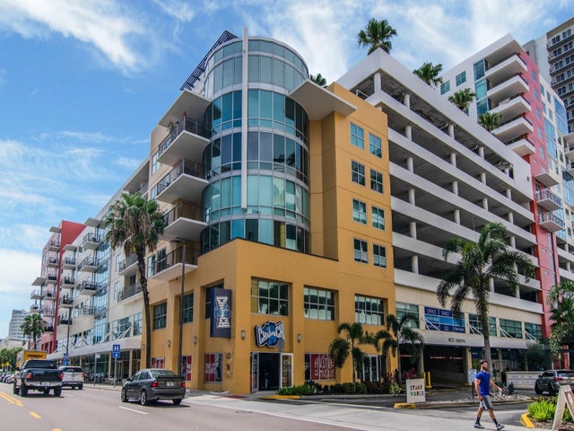 1208 East Kennedy Boulevard 715, TAMPA