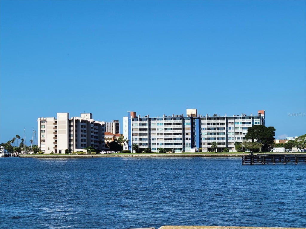 500 Treasure Island Causeway 20921, ST PETERSBURG Property Listing