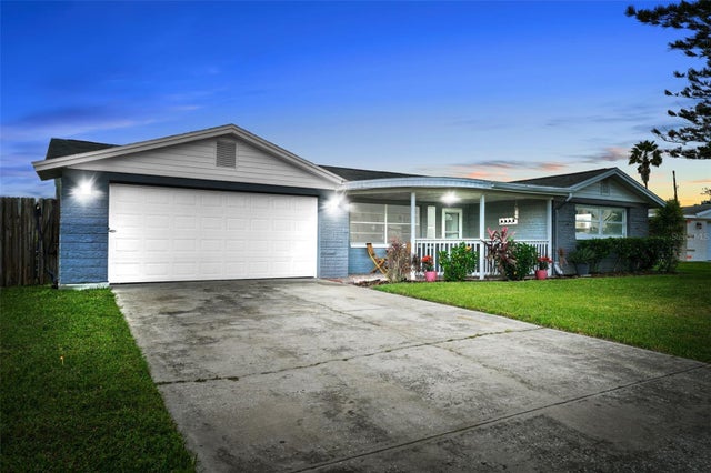 2705 Dominion Place, HOLIDAY