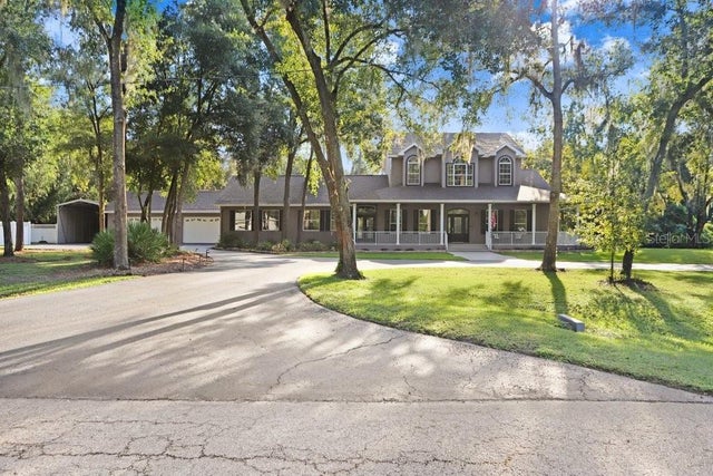 6403 Cathedral Oaks Drive, PLANT CITY
