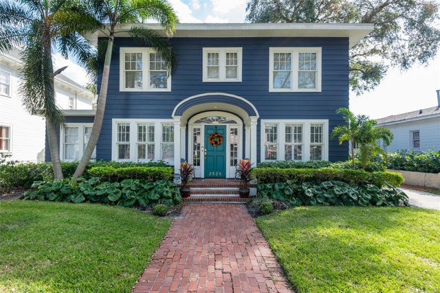 2528 West Sunset Drive, TAMPA