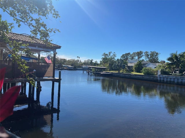 564 Bosphorous Avenue, TAMPA