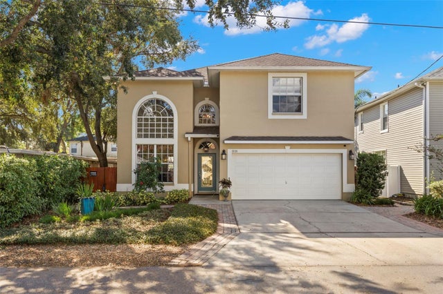 3220 West Oakellar Avenue, TAMPA