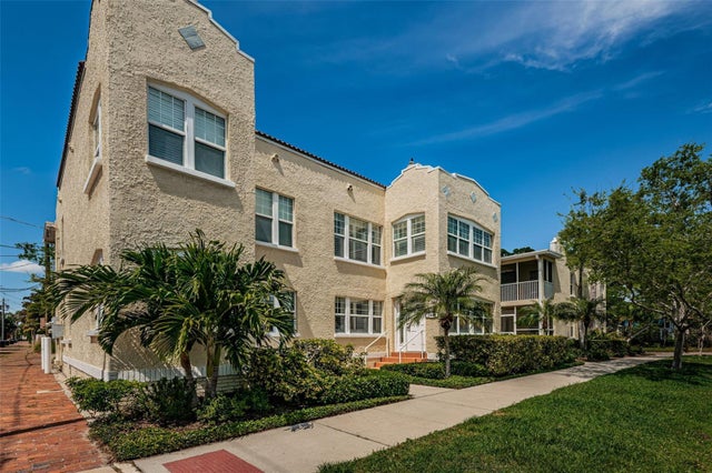 1418 Oak Street Ne, ST PETERSBURG