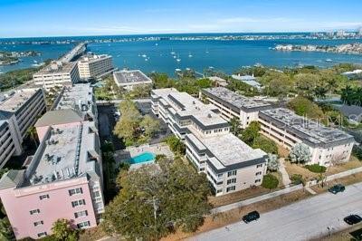 147 Bluff View Drive 204, BELLEAIR BLUFFS