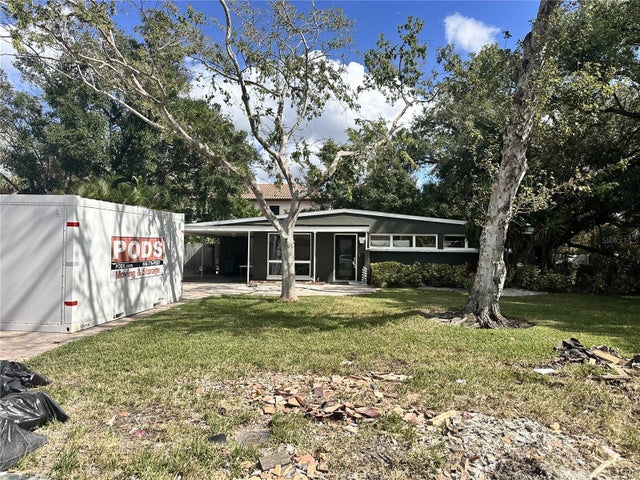 527 West Davis Boulevard, TAMPA