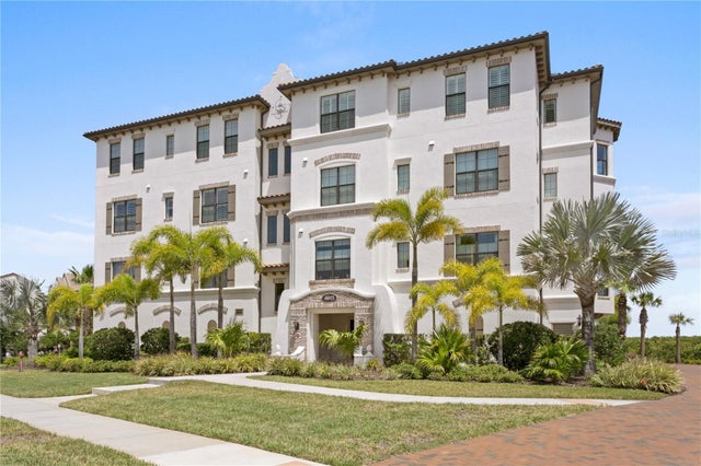 4915 Caspar Whitney Place 402, TAMPA