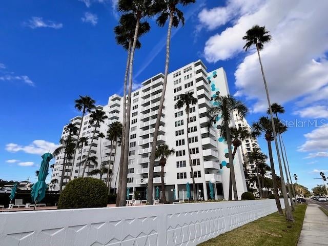 2401 Bayshore Boulevard 101, TAMPA