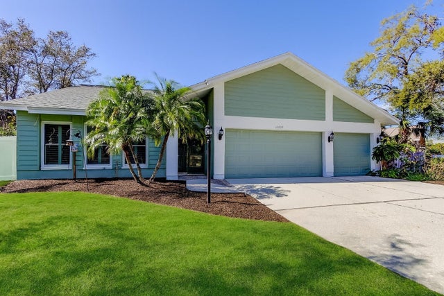 12009 Steppingstone Boulevard, TAMPA