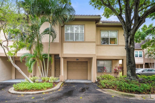 812 Normandy Trace Road, TAMPA