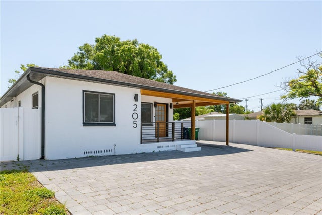 205 North Macdill Avenue, TAMPA