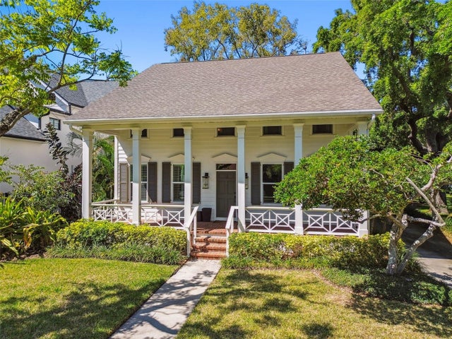 817 South Woodlyn Drive, TAMPA