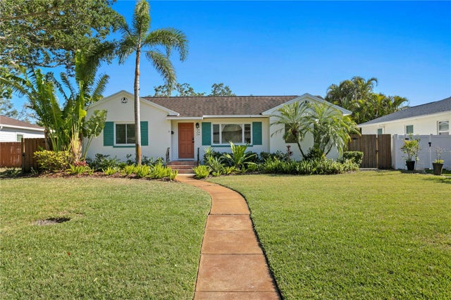 432 39th Avenue Ne, ST PETERSBURG