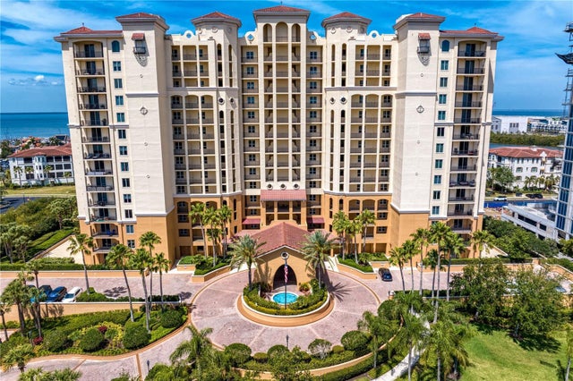 5823 Bowen Daniel Drive 606, TAMPA