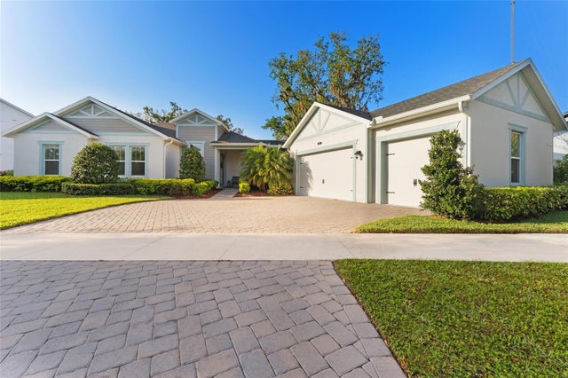 5903 Nature Ridge Lane, LITHIA