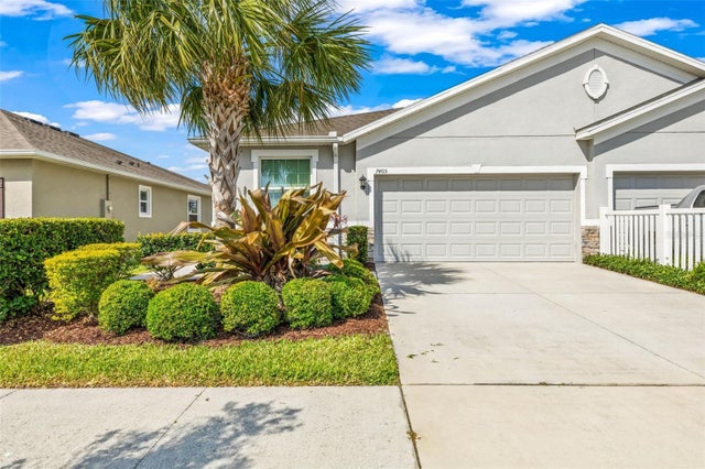 7405 Stonebrook Circle, WESLEY CHAPEL
