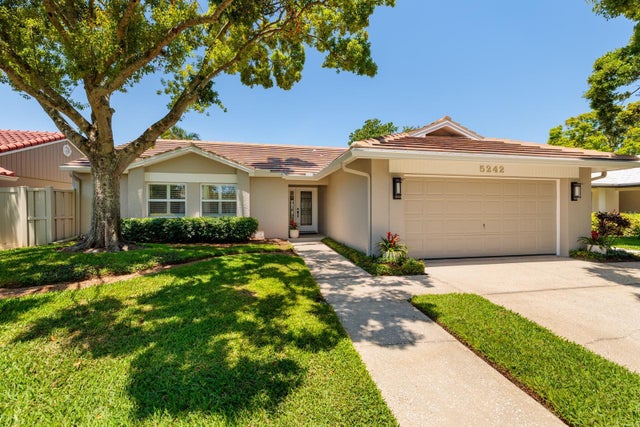 5242 Venice Way Ne, ST PETERSBURG