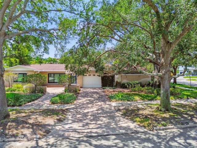 750 Alda Way Ne, ST PETERSBURG