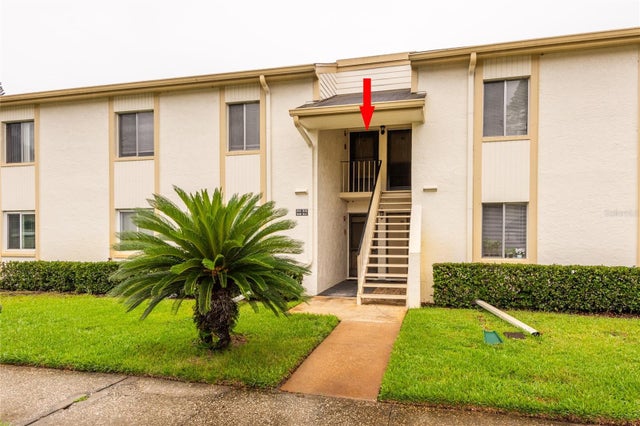 210 Cypress Court, OLDSMAR