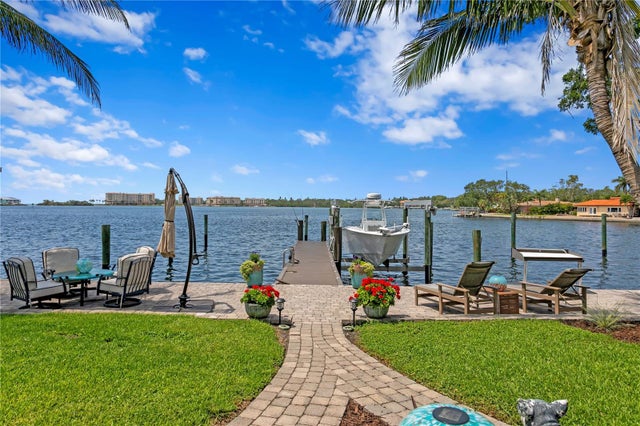 4649 Neptune Drive Se, ST PETERSBURG