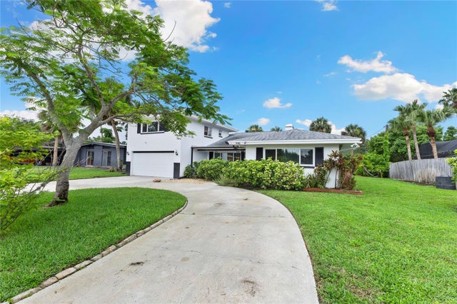 996 56th Avenue S, ST PETERSBURG