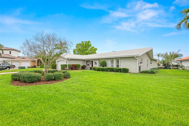 1917 Iowa Avenue Ne, ST PETERSBURG