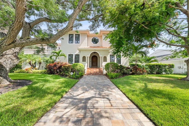 420 Riviera Drive, TAMPA