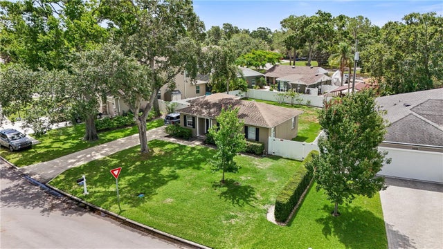 3604 West Tampa Circle, TAMPA