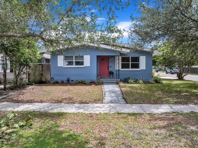 1001 Jasmine Way, CLEARWATER