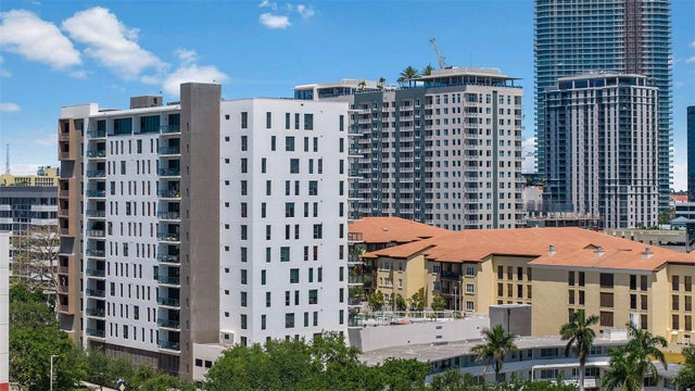 199 Dali Boulevard 1207, ST PETERSBURG