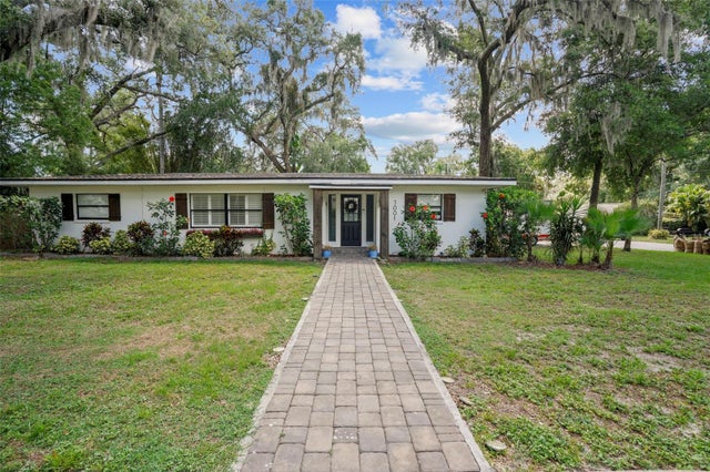 7001 North 15th Street, TAMPA