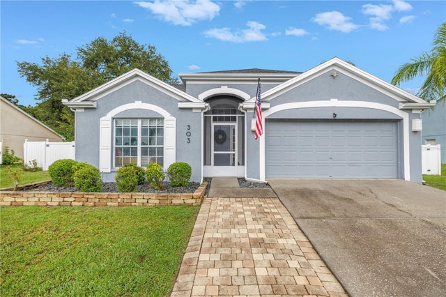 303 Lakeway Lane, APOLLO BEACH